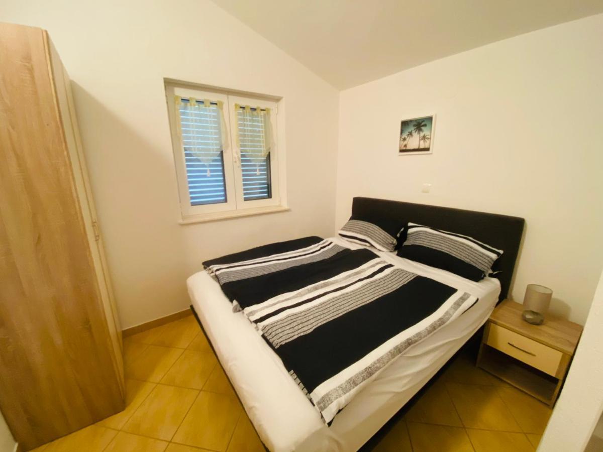 Podglavica Apartmani-Joe מראה חיצוני תמונה