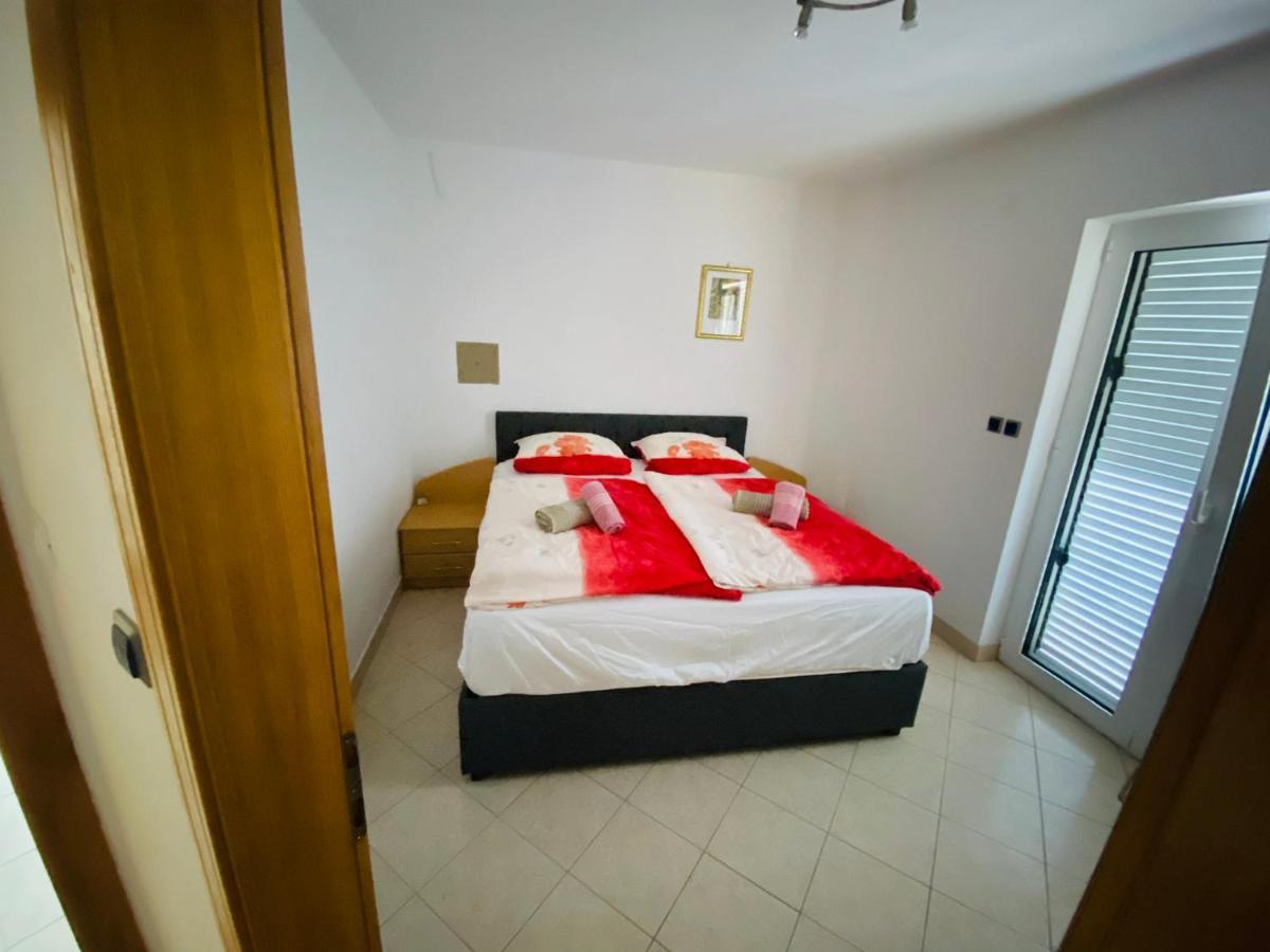 Podglavica Apartmani-Joe מראה חיצוני תמונה